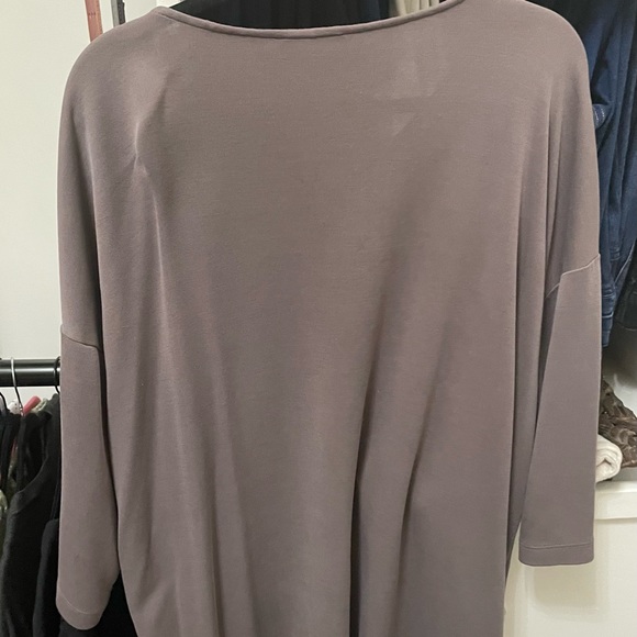 J.Jill Pure top. 3/4 sleeves silky smooth texture. - Picture 2 of 3